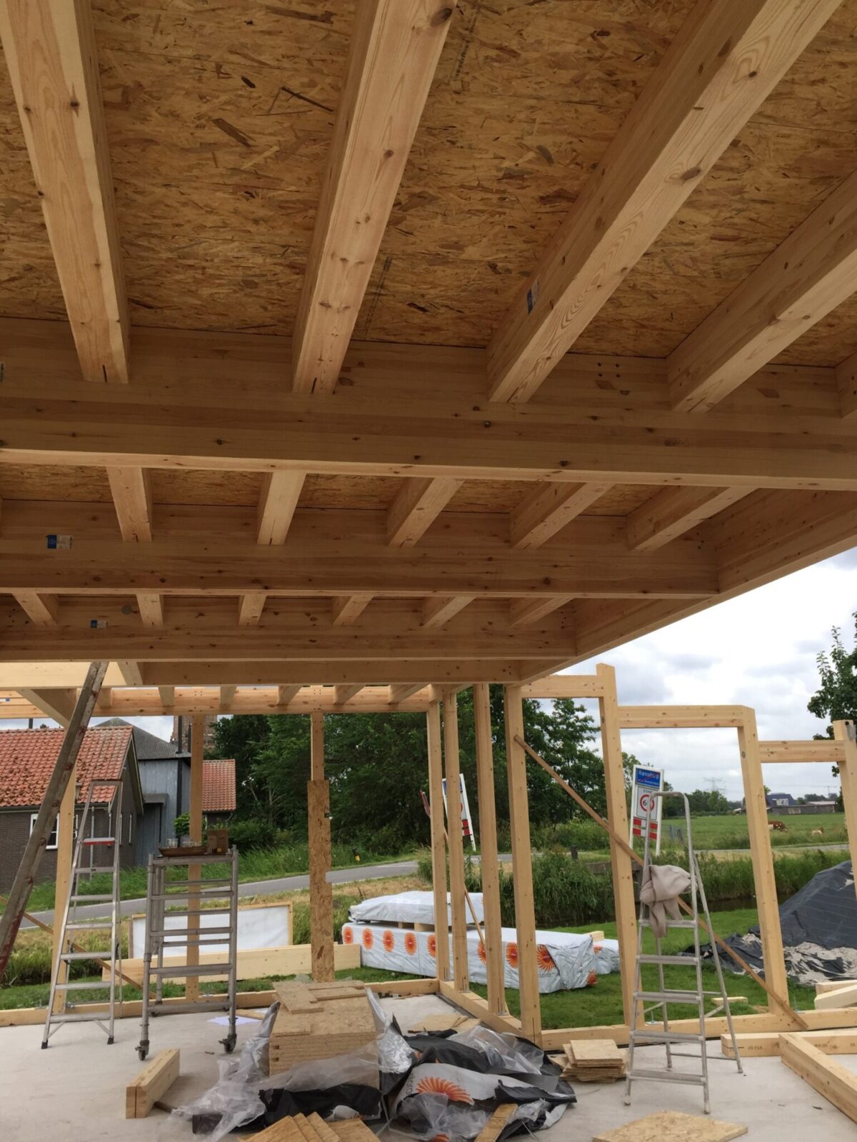 De opbouw van het Japanse hsb-systeem is gelijk aan die van het Nederlandse systeem.