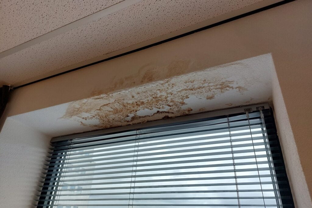 lekkages door gebrekkige detaillering prefab betongevels