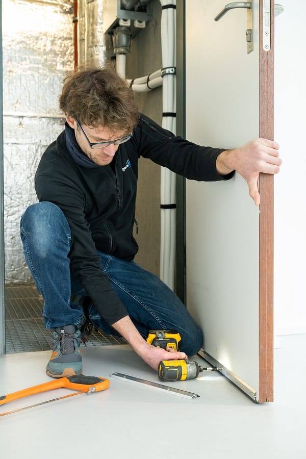 Kierenjagers dichten luchtlekken