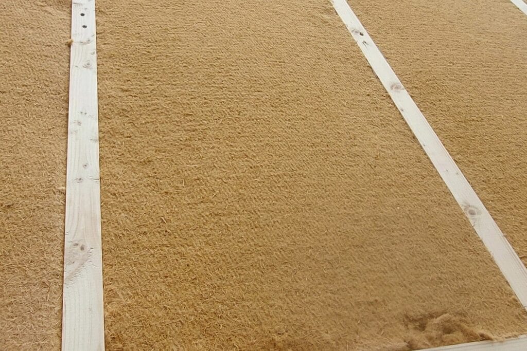 BioBladen moeten bouwbedrijven op weg helpen met het toepassen van biobased isolatiemateriaal in prefab houtskeletbouwgevels.
